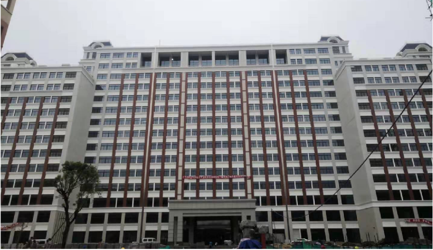 廣州涉外學院湯塘校區實訓大樓格力中央空調安裝案例.png